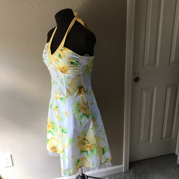 Ray of Sunshine Halter Dress Size 5 - Picture 8 of 8